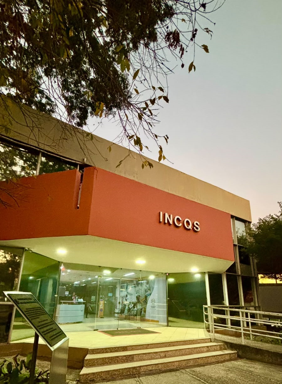fachada incqs luciana gaviao
